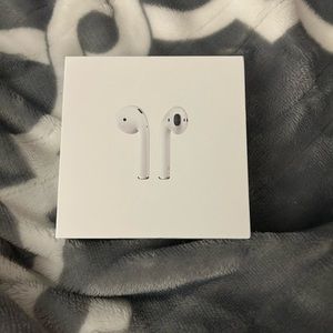 AirPods